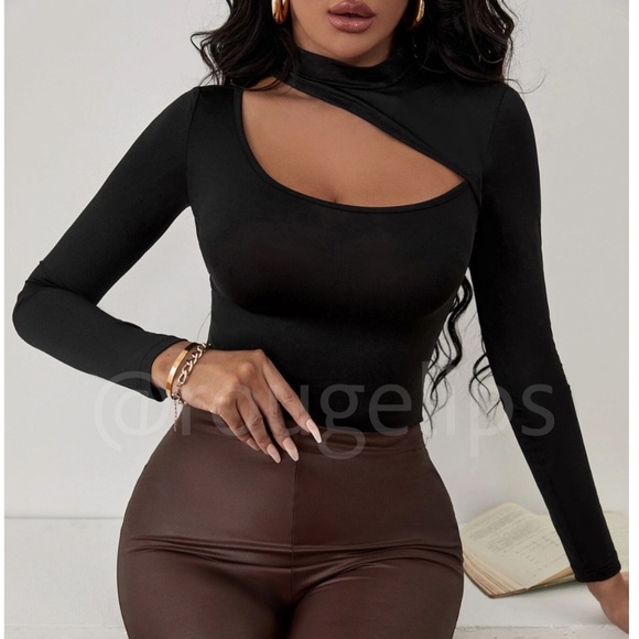Rouge! Tops - Black Cut Out Asymmetrical Slim Fit Shirt Top Long Sleeve Mock Neck